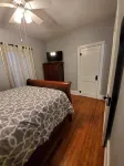 俯瞰阿克雷湖的迷人木屋 - 小木屋