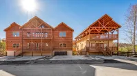 Luxury Lodge~Sleeps 22~Heated Pool~2 Hot Tubs~Game Room - Lodges
