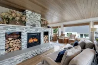 Oceanfront-Nicest on the Beach! Full Late 2025 Renovation!! - 4-Star