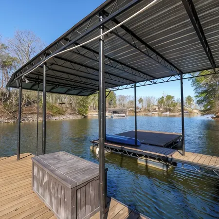 Much to Love Guest Favorite Evergreen Hideaway Waterfront Home w/ Dock. Pets ok