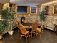 Inspiring Stone Grotto Sleeps 10-20 & Free Parking - Bungalows