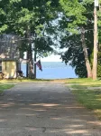 Cozy Cabin walking distance to BEAUTIFUL Higgins Lake! - Chalets