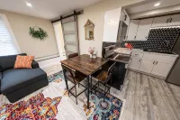 Extra large 1 Bedroom apartment! - Wifi