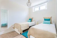 Oeiras Modern and Spacious Flat - 2-Star