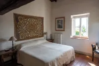 House with pool. Idyllic setting in hills near Lucca and coast WiFi Aircon - Homestays