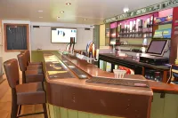 The Red Lion - bar