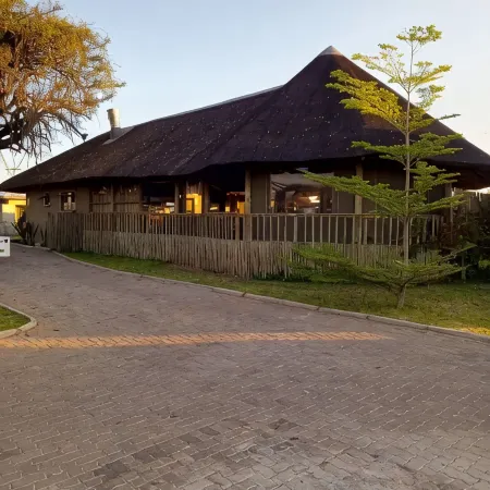 Tlou Safari Lodge