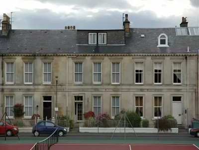 Eglinton Guest House Hotel di 