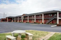 Luxbury Inn & Suites