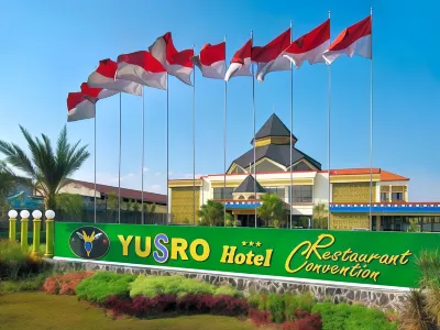 Yusro Hotel Restaurant & Convention Hotel a Peterongan