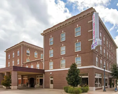 Liberty Hotel, Ascend Hotel Collection Hotels in Cleburne