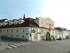 Hotel Biedermeier Hof