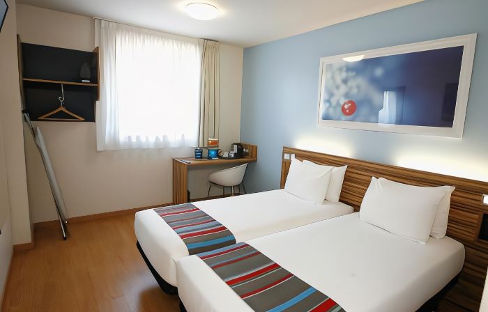 Hotel Travelodge Valencia Aeropuerto