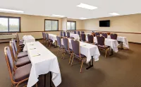 Super 8 by Wyndham Mt. Pleasant Hotels in Mount Pleasant