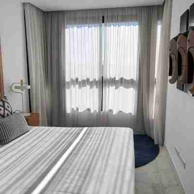Valencia Luxury - Calma Beach Apartments Rooms