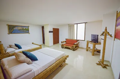 Hotel Toledo Plaza