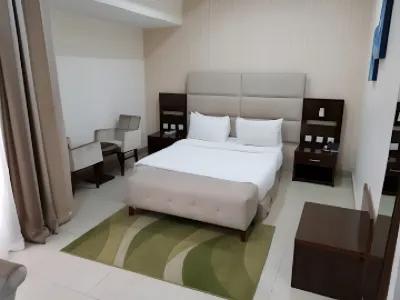 Full Moon Hotel -2Bd Penthouse Suite Hotels in 