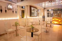 Leones de Alba Hotel Boutique