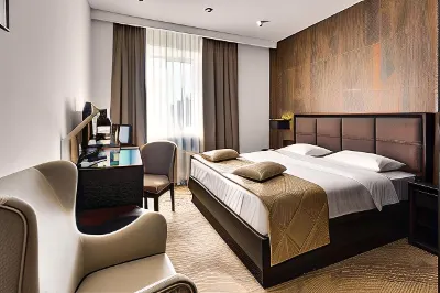 Harten Business & International Hotel Hotel di 