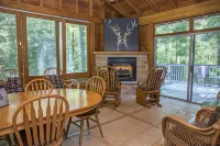 Brook Trout Inn Hotels in Hogback