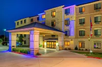 Holiday Inn Express & Suites Granbury Hotel di Cresson