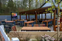 The Fernhurst by Greene King Inns Hotels in Blackburn