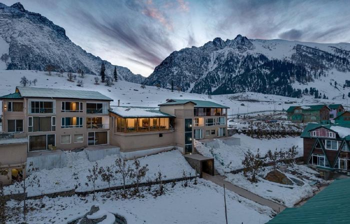 Snowland Resort & Spa - Riverfront