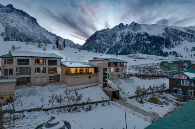 Hotel Snow Land, Sonmarg Ganderbal 호텔