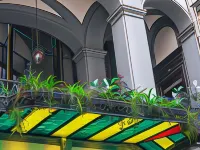 ラ スモルフィア ムーサ周辺のホテル