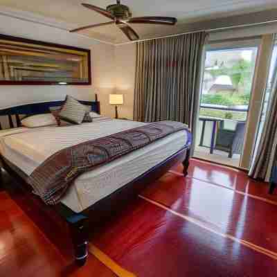 Seaview Lodge and Restaurant Rooms