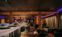 Cave Hotel & Golf Resort