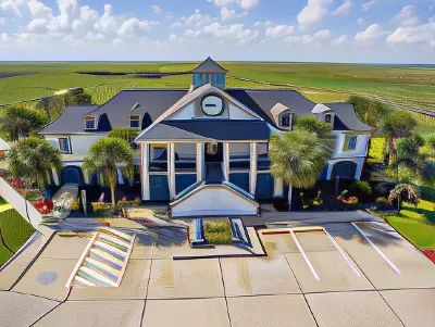 Harborwalk Lodge فنادق في Hitchcock