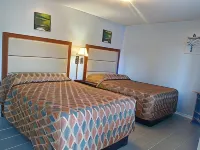 Maple Leaf Motel Hotels in New Milford