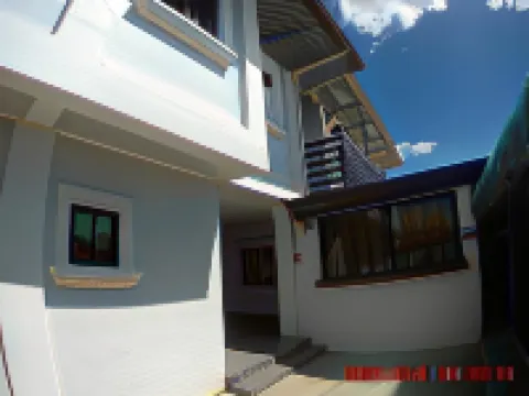 AA トラベラーズ パッド ラワグのホテル