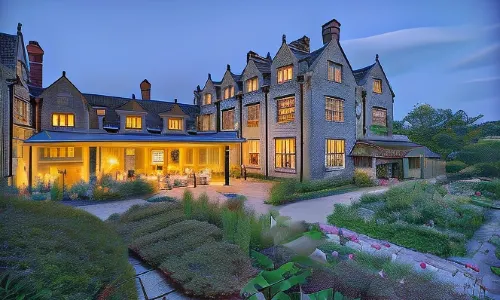 Gravetye Manor
