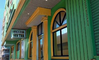 Meaco Royal Hotel