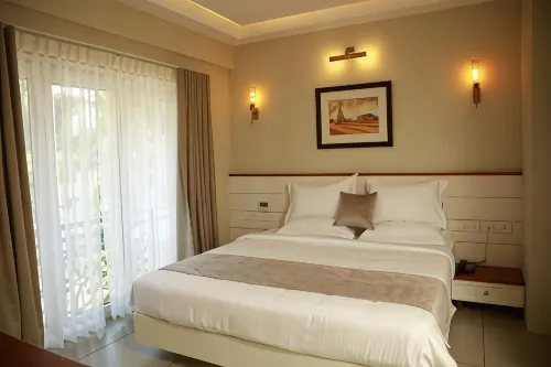Pearl Mahe Hotels in Vadakara