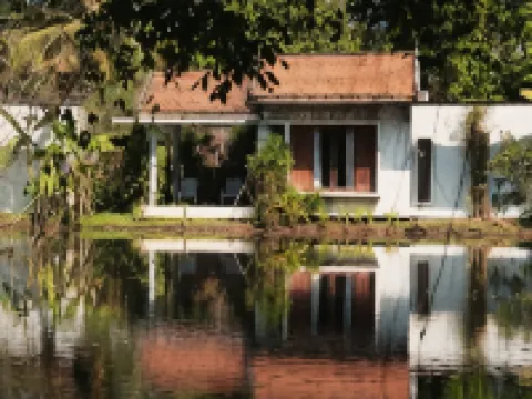 Battambang Resort Hotels in Battambang