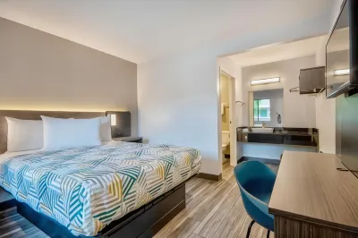 Motel 6 Marina, CA - Monterey Hotels near Moss Landing State Beach