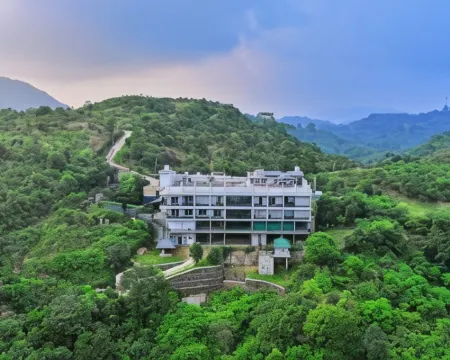 Vaga Nakshathra Suites Hotels in Vagamon