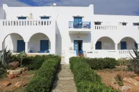 Kouros Village