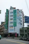 Left Bank Hotel - Inns