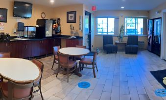 Super 8 by Wyndham Chisago City