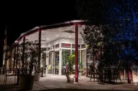 Logis Hotel Restaurant l'Escapade Hotel di Eguzon-Chantome
