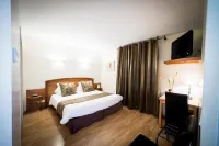 Hotel le Lion d'Or Hotel di Saint-Chely-d'Aubrac