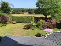Trumbles Gatwick B&B Hotels in Mole Valley