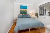 Gorgeous Beach House - Get in for Spring!