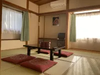 Yamakyuso Hotel a Otari