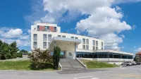 Hotel Park - ที่มีที่จอดรถ
