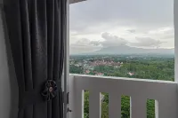 RedDoorz Apartment @ Dramaga Tower Hotels in Dramaga